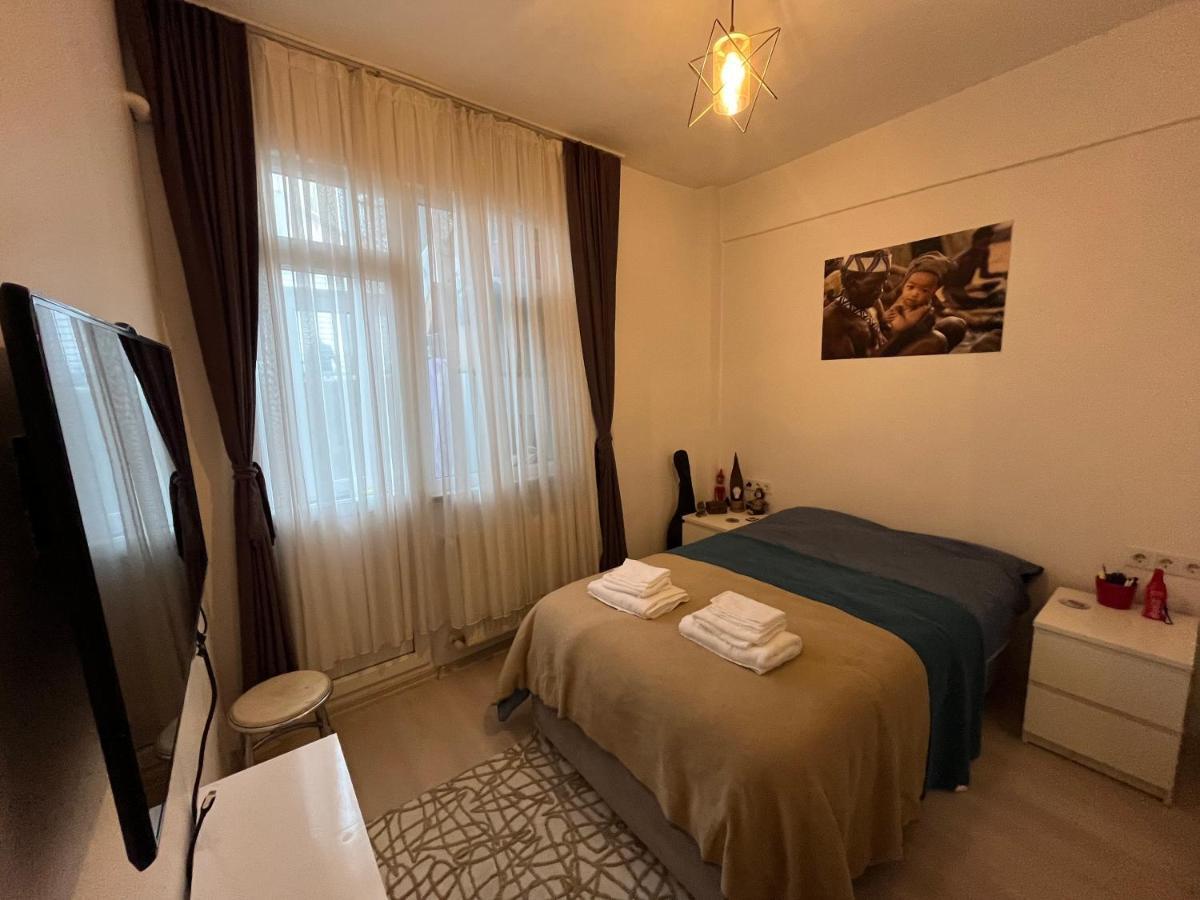 Centrally Located, 2+1 House In Taksim, Cihangir Apartment Istanbul Exterior photo
