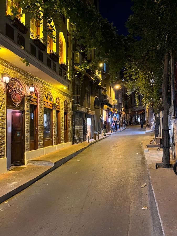 Centrally Located, 2+1 House In Taksim, Cihangir Apartment Istanbul Exterior photo