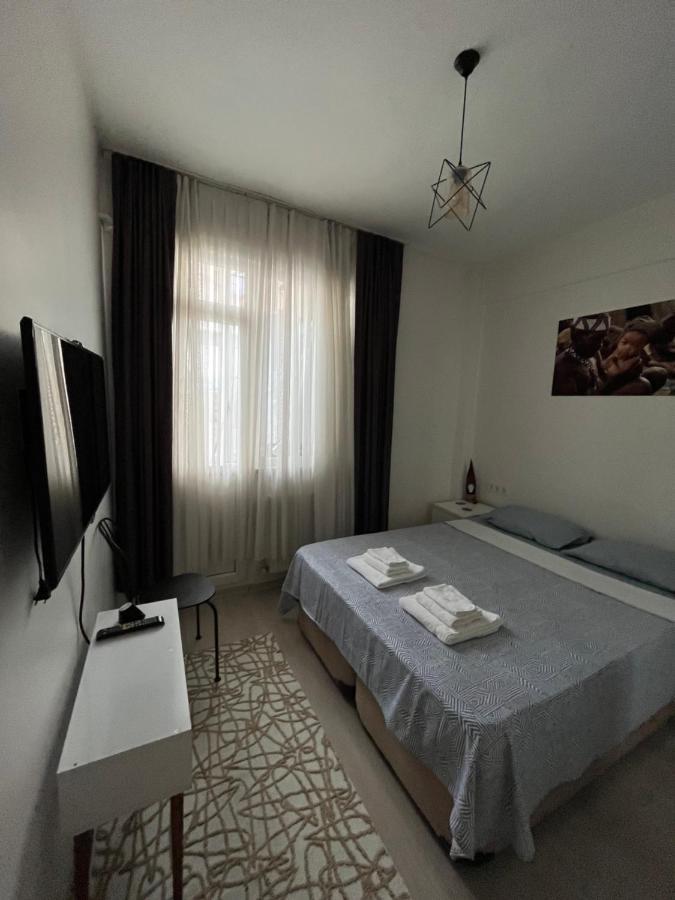 Centrally Located, 2+1 House In Taksim, Cihangir Apartment Istanbul Exterior photo